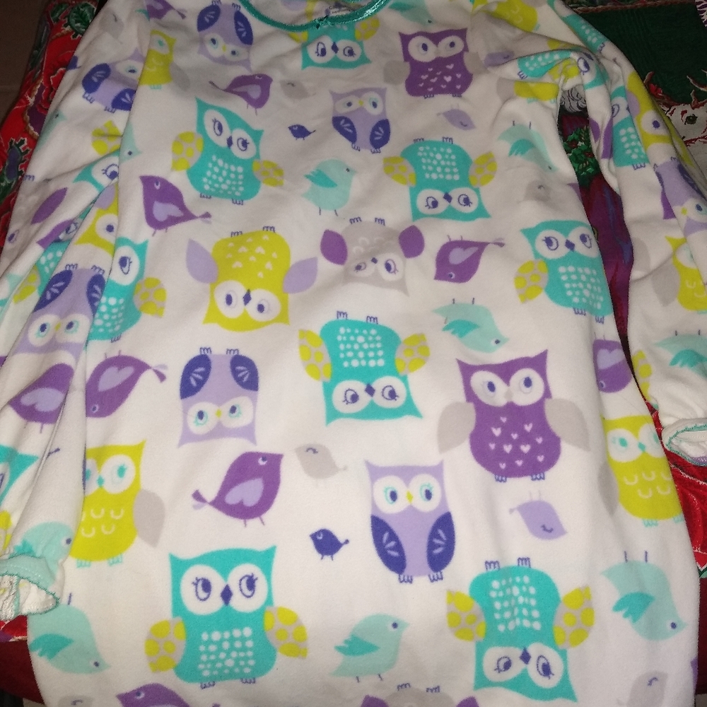 Carter's girls pajamas